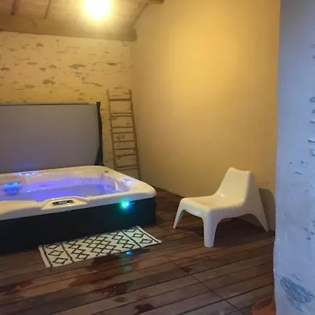 Le Bois Des Treans Les Moutiers