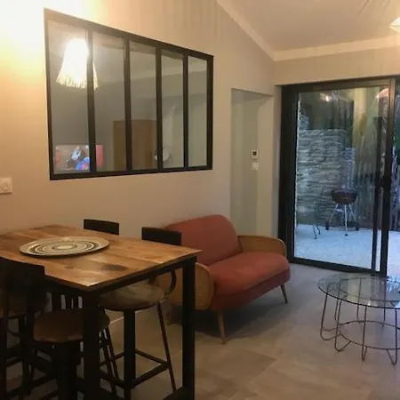 Le Bois Des Treans بيت للعطل