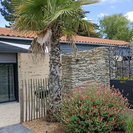 Le Bois Des Treans بيت للعطل